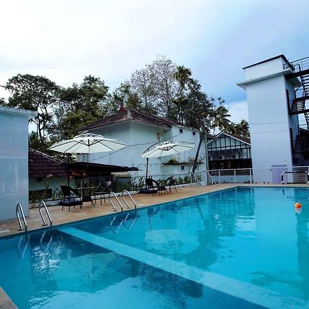 Bamboo Lagoon Backwater Front Resort Alappuzha 외부 사진