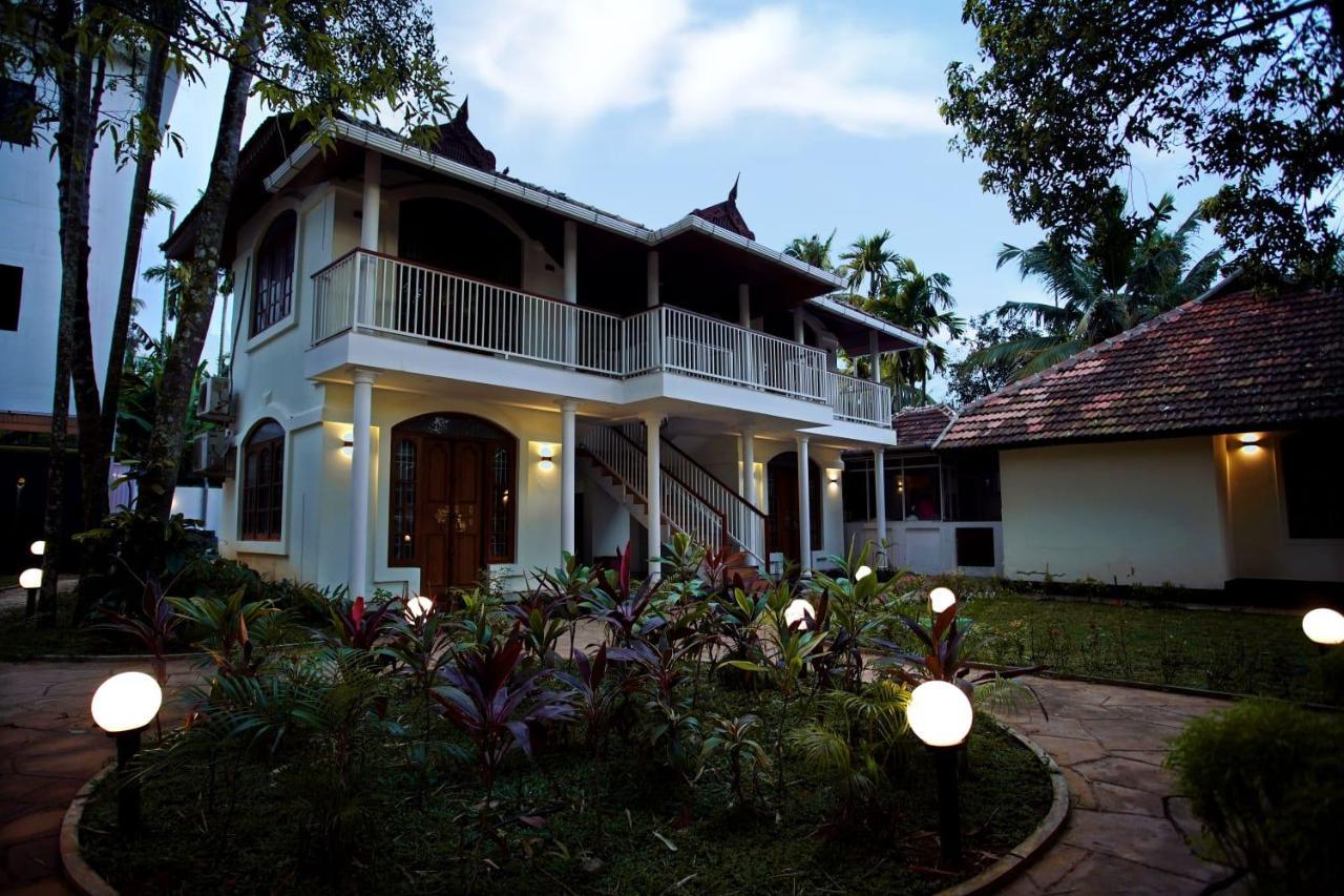 Bamboo Lagoon Backwater Front Resort Alappuzha 외부 사진