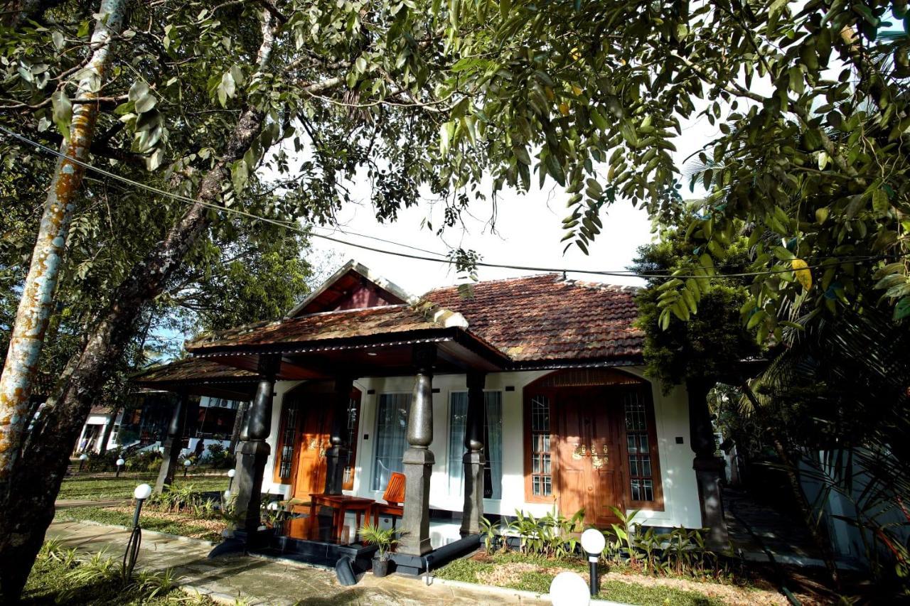 Bamboo Lagoon Backwater Front Resort Alappuzha 외부 사진