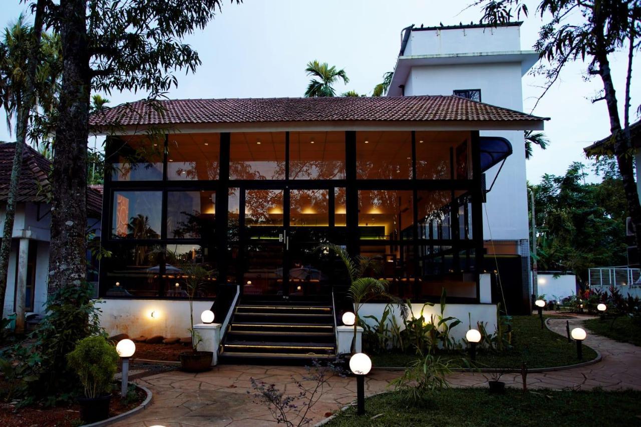 Bamboo Lagoon Backwater Front Resort Alappuzha 외부 사진