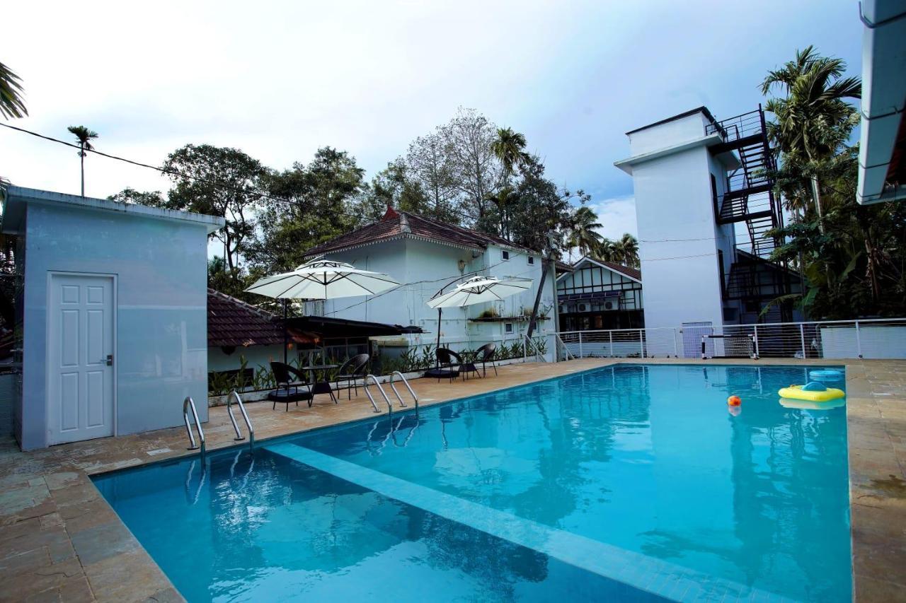 Bamboo Lagoon Backwater Front Resort Alappuzha 외부 사진